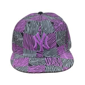 New Era‎ NY Yankees Fitted Hat Size 7 3/8 Zebra Patchwork Purple Gray Wool
